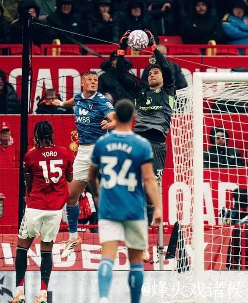 拉门斯对阵伯恩茅斯数据:5次扑救,4次禁区内扑救,7次夺回球权 拉门斯对阵伯恩茅斯数据:5次扑救,4次禁区内扑救,7次夺回球权