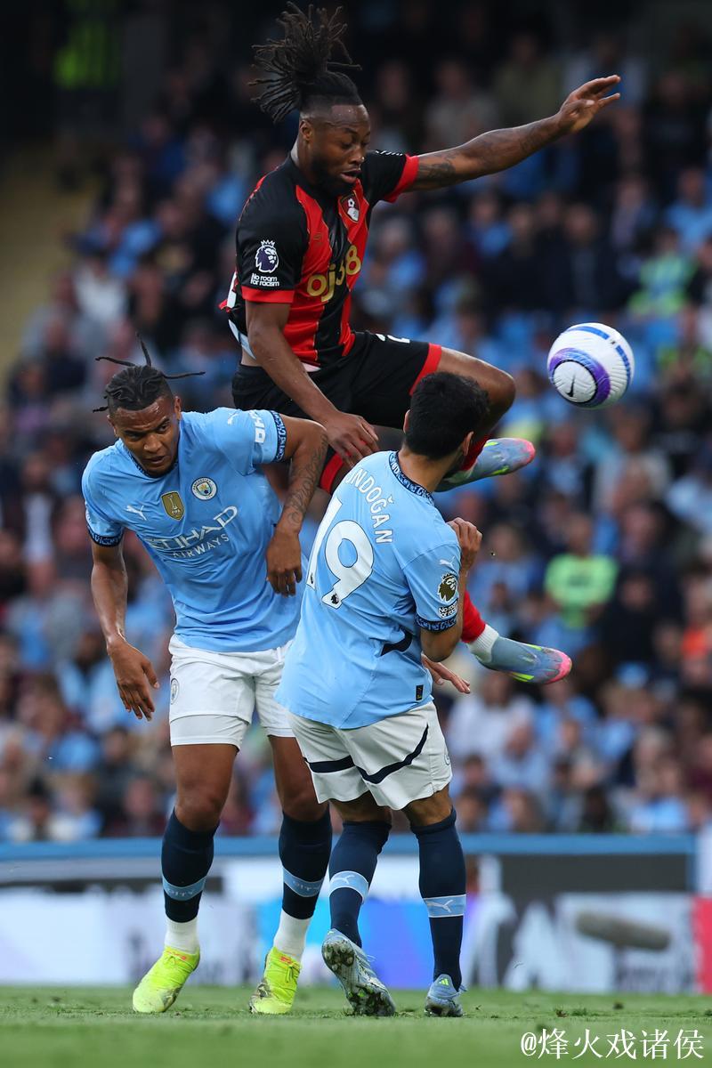 曼联对阵伯恩茅斯,本赛季英超单场射门数达39次居首 曼联对阵伯恩茅斯,本赛季英超单场射门数达39次居首